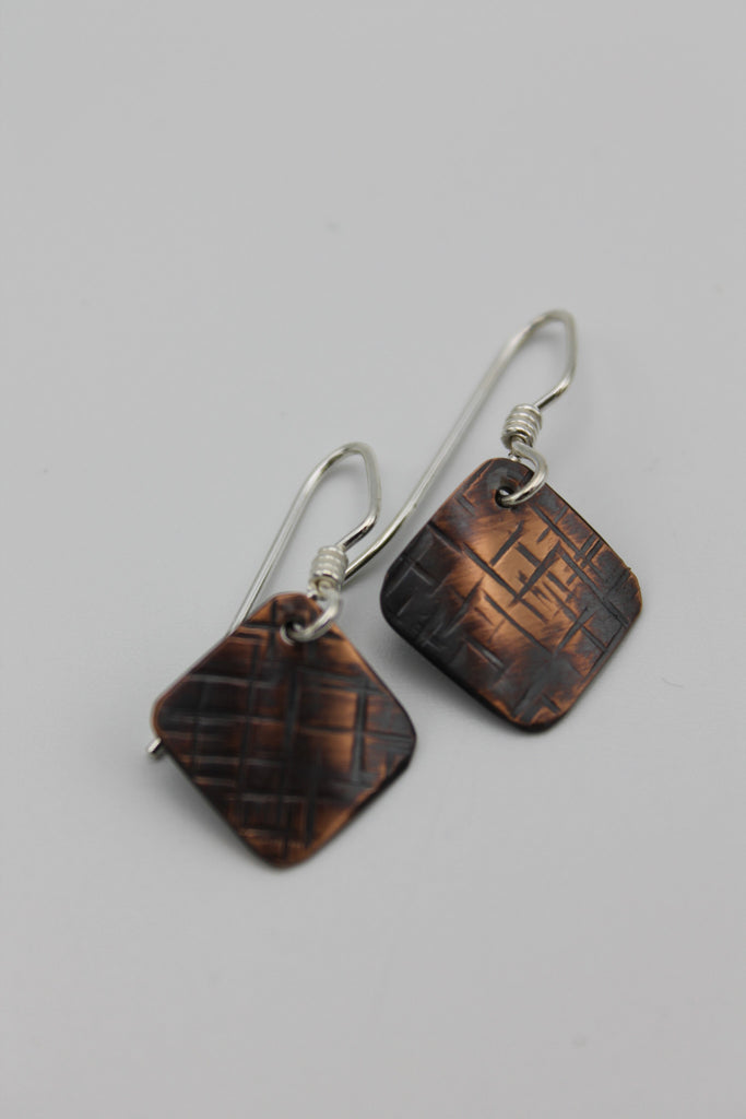 Thin Basket Weave Sm. Diamond Copper Earrings